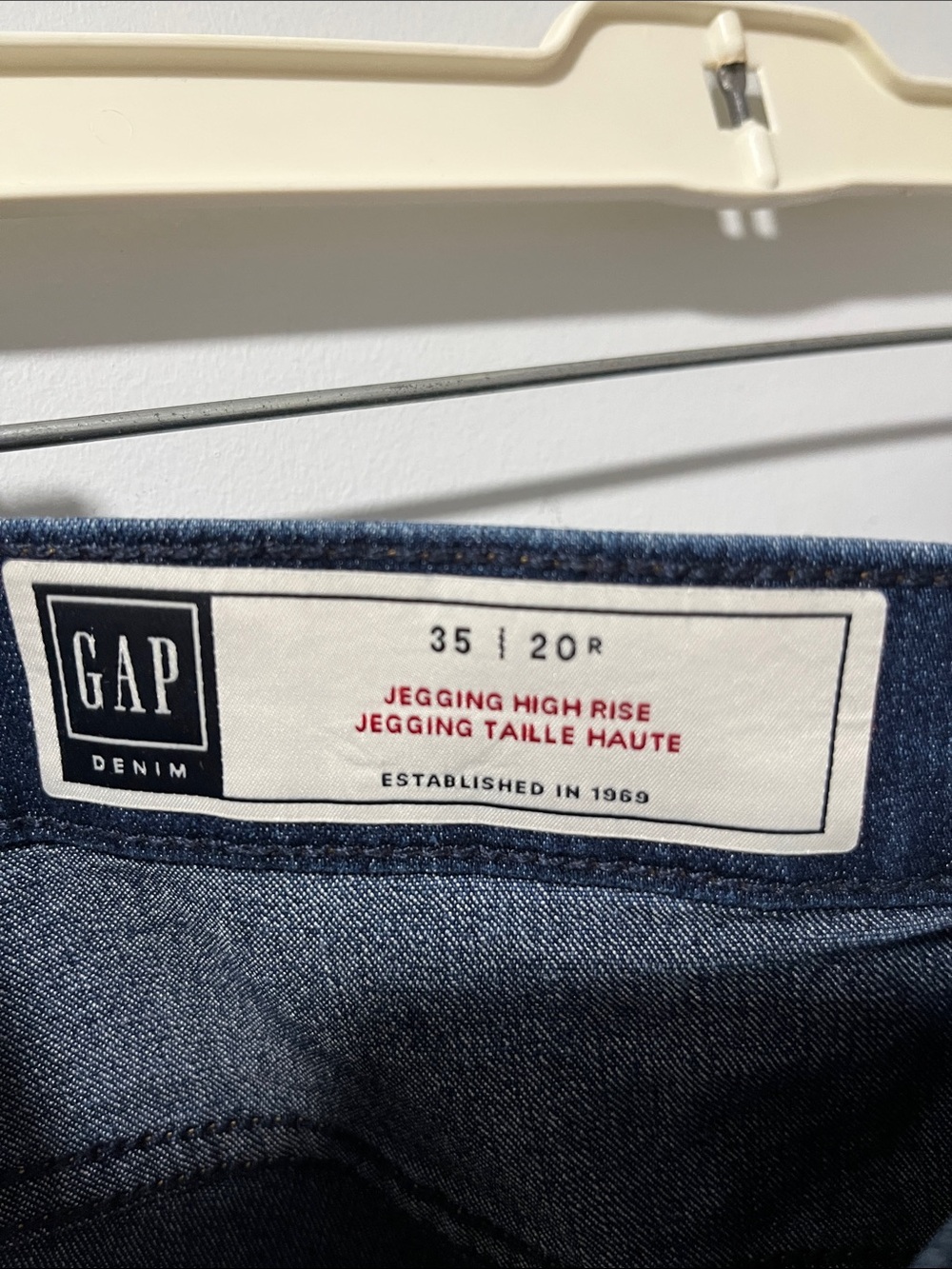GAP Womens Dark Blue Stretch Jeggings size 35 / 20 R - Picture 4 of 6